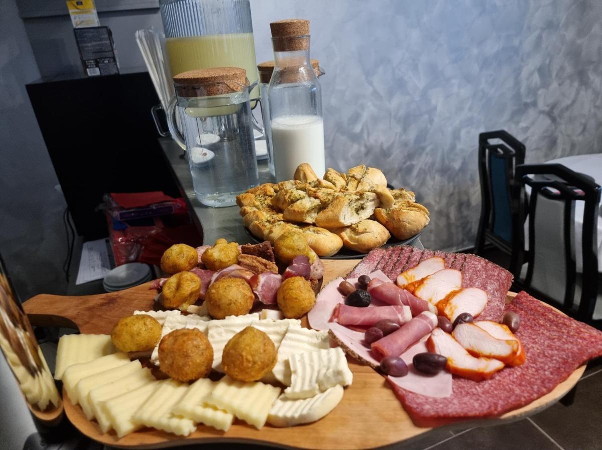 Pensiunea Casa Ober Braşov Esterno foto