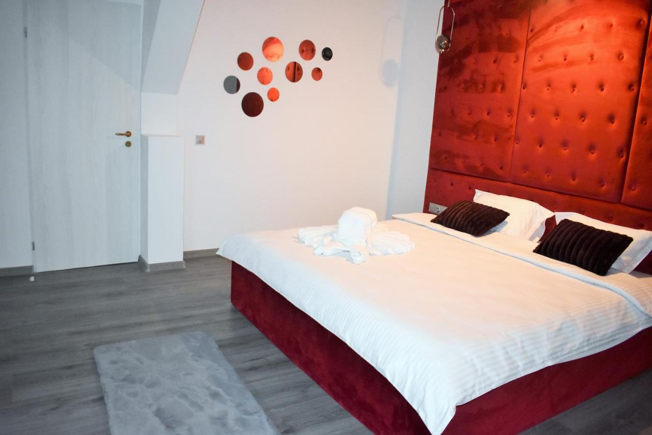 Pensiunea Casa Ober Braşov Esterno foto