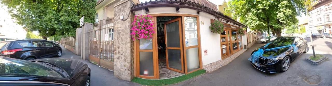 Pensiunea Casa Ober Braşov Esterno foto